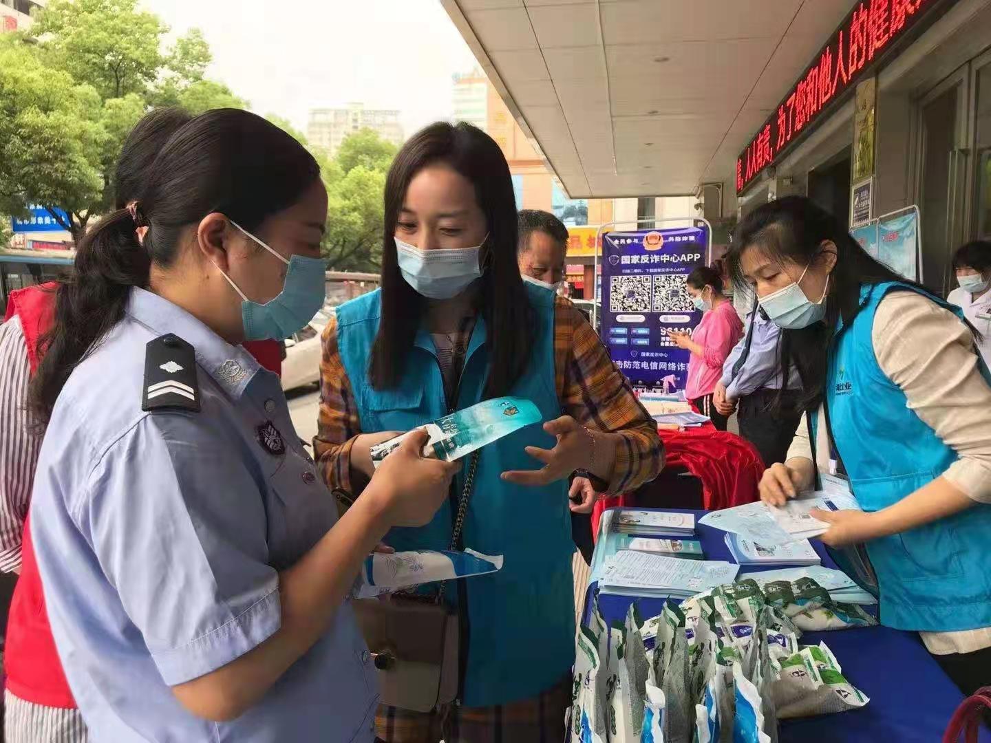 lADPD1IyRzJEjJjNBDjNBaA_1440_1080.jpg 云顶集团(中国区)有限公司 - 官方网站